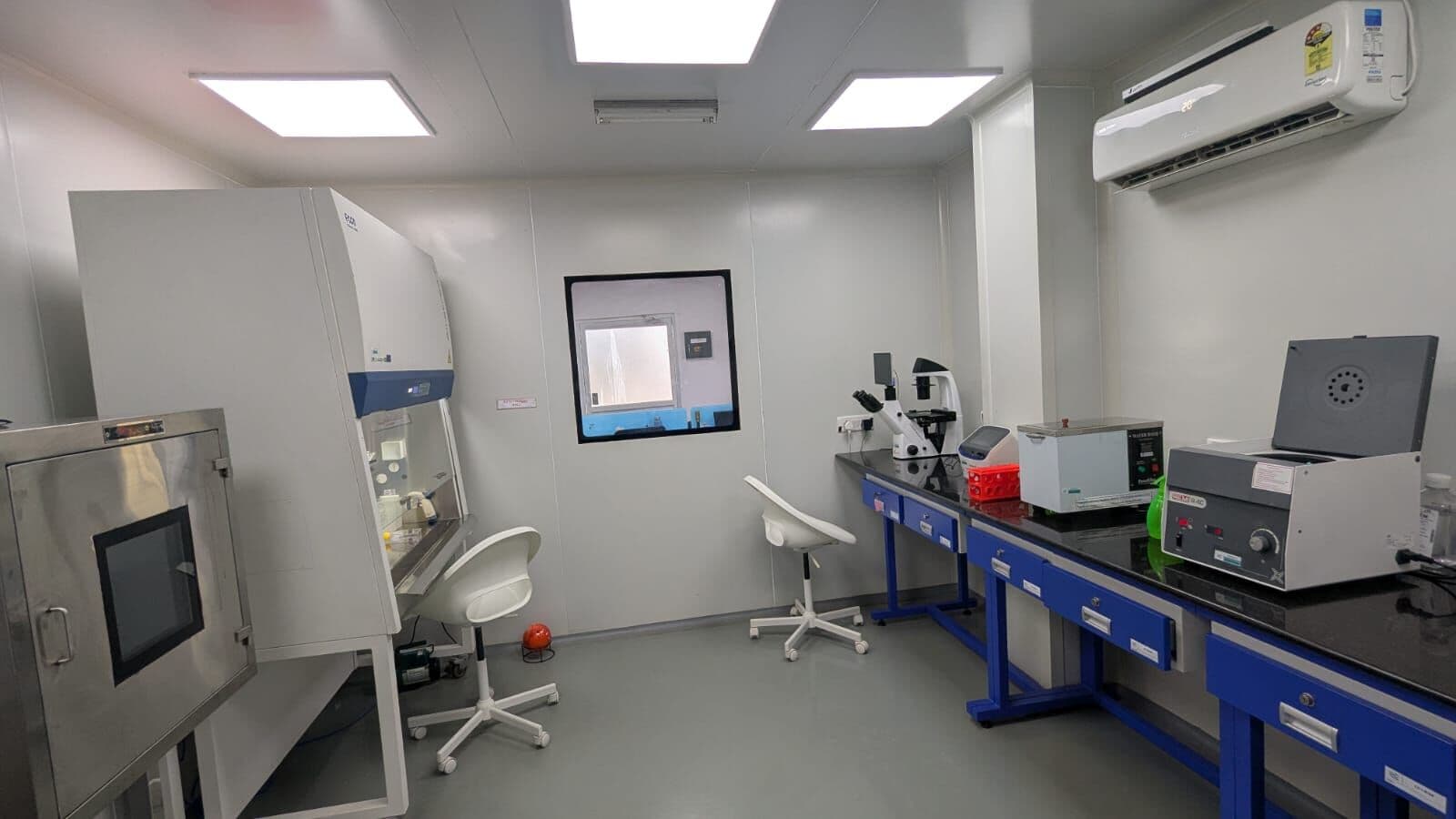 Biodimension biofabrication laboratory